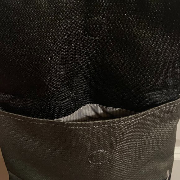 Sherpani PICA Magnetic Closure Fold Crossbody Bag - Picture 6 of 11